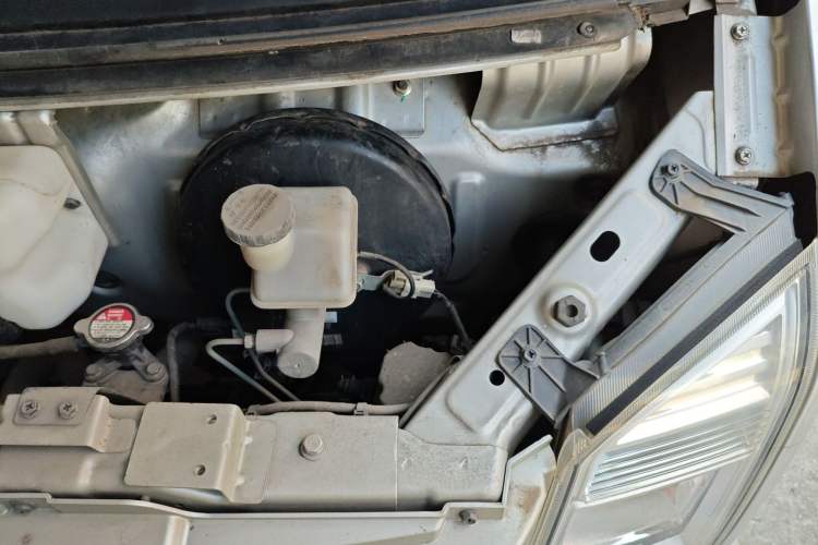 Used Dongfeng Xiaokang EC36 2022 Standard Edition Guoxuan High-Tech Battery Engine Bay Left