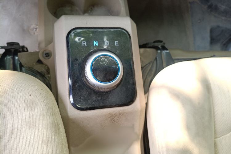 Used Dongfeng Xiaokang EC36 2022 Standard Edition CATL Battery Gear Lever