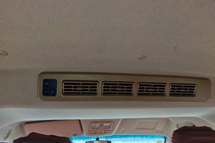 Used Dongfeng Xiaokang EC36 2022 Standard Edition CATL Battery Headliner