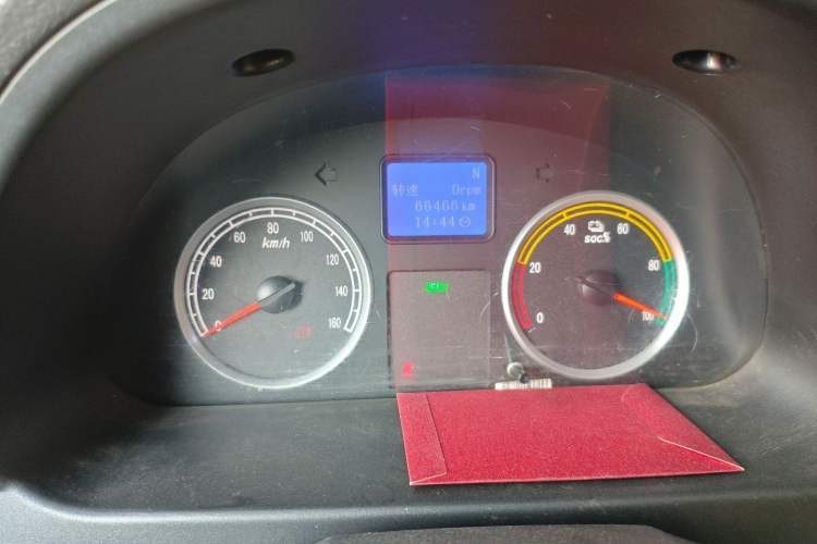 Used Dongfeng Xiaokang EC36 2022 Standard Edition Guoxuan High-Tech Battery Instrument Cluster