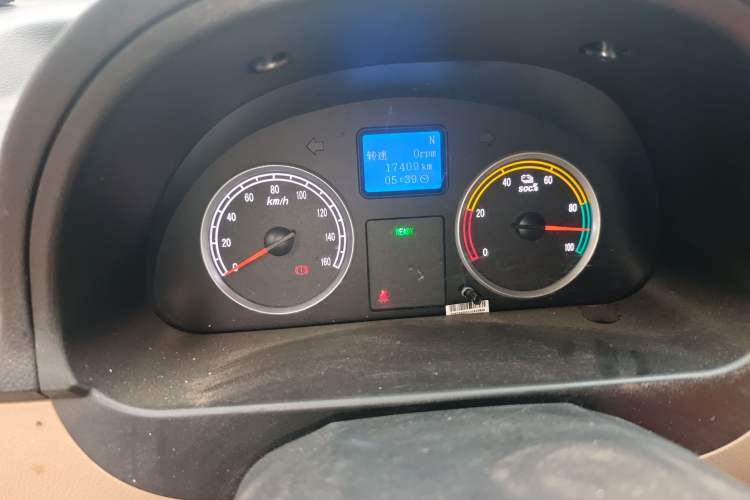 Used Dongfeng Xiaokang EC36 2022 Standard Edition CATL Battery Odometer Close Up