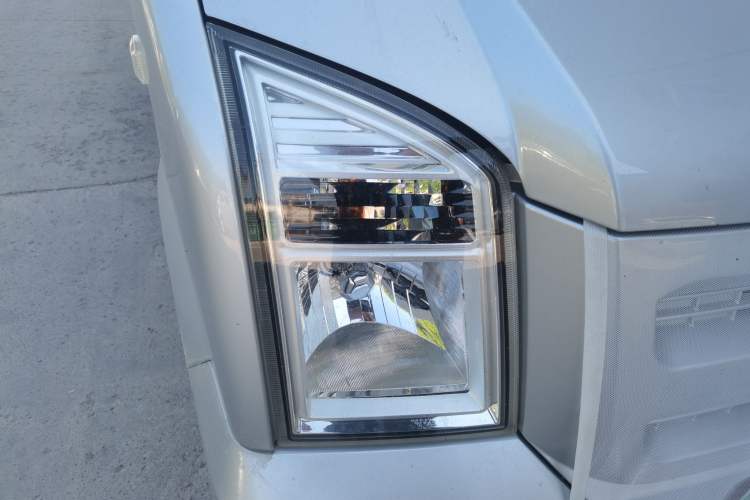 Used Dongfeng Xiaokang EC36 2022 Standard Edition CATL Battery Right Front Headlight