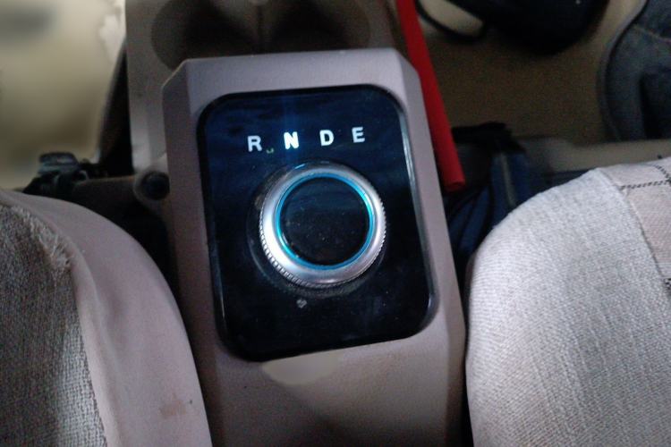 Used Dongfeng Xiaokang EC36 2022 Standard Edition CATL Battery Gear Lever