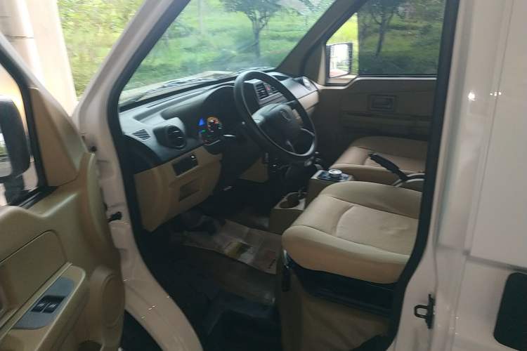 Used Dongfeng Xiaokang EC36 2022 Standard Edition CATL Battery Interior 3