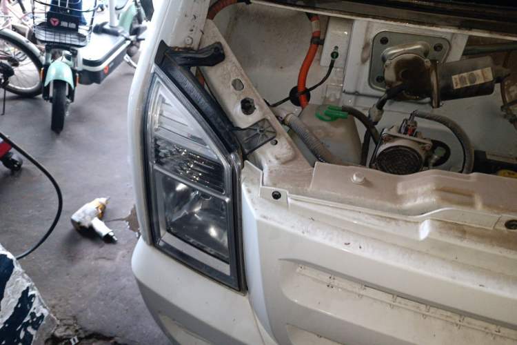 Used Dongfeng Xiaokang EC36 2022 Standard Edition CATL Battery Right Front Headlight