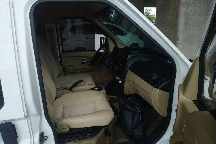Used Dongfeng Xiaokang EC36 2022 Standard Edition CATL Battery Right Front Seat