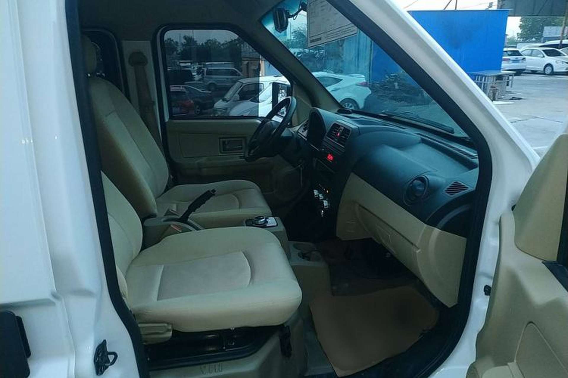 Used Dongfeng Xiaokang EC36 2022 Standard Edition CATL Battery Right Front Seat