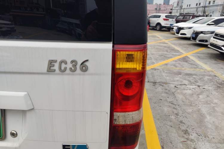 Used Dongfeng Xiaokang EC36 2022 Standard Edition CATL Battery Right Rear Taillight