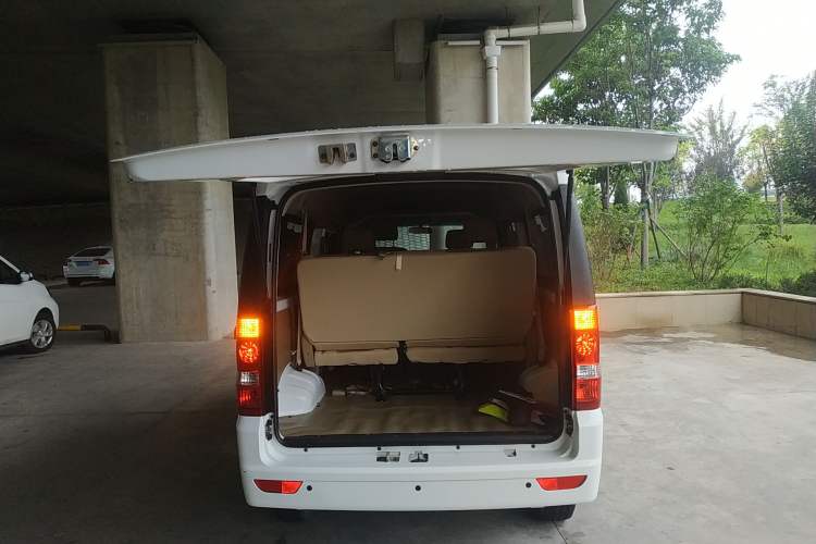 Used Dongfeng Xiaokang EC36 2022 Standard Edition CATL Battery Trunk