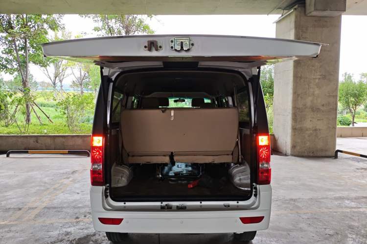 Used Dongfeng Xiaokang EC36 2022 Standard Edition CATL Battery Trunk