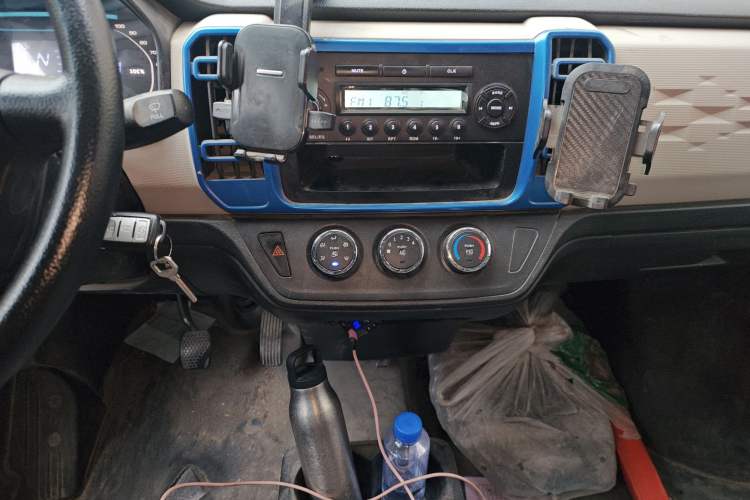 Used Dongfeng Xiaokang EC36II 2023 Chongqing Innovision 38.64 kWh Audio And AC Panel