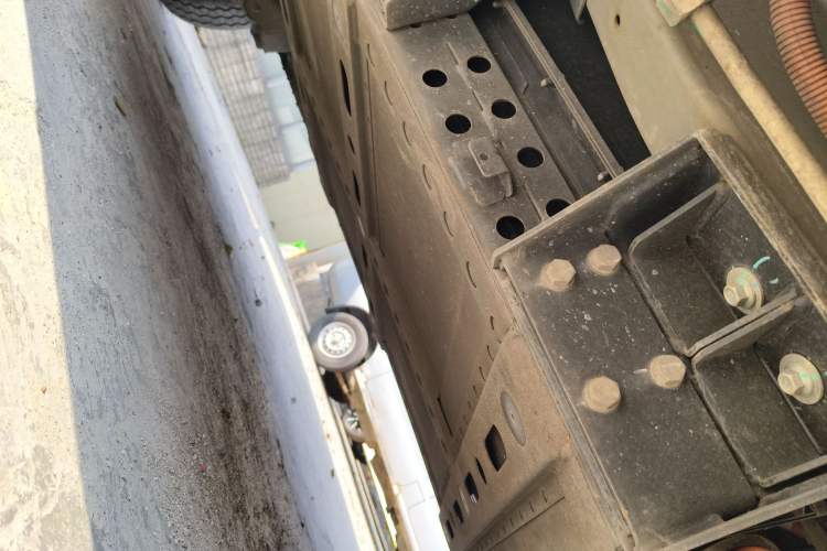 Used Dongfeng Xiaokang EC36II 2023 Chongqing Innovision 38.64 kWh Chassis Front Right