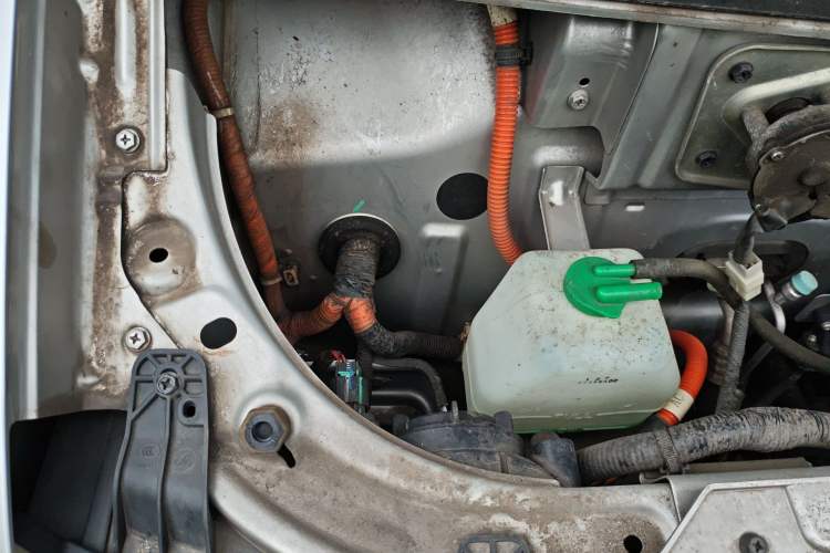 Used Dongfeng Xiaokang EC36II 2023 Nidec 38.64 kWh Engine Bay Right