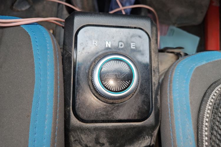Used Dongfeng Xiaokang EC36II 2023 Chongqing Innovision 38.64 kWh Gear Lever