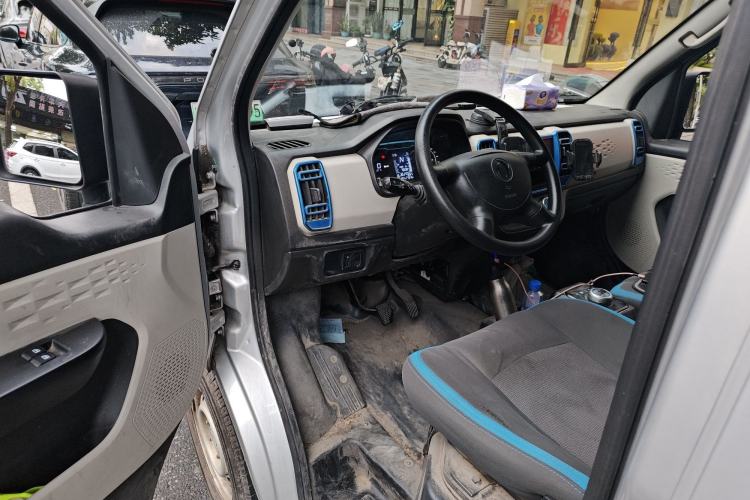 Used Dongfeng Xiaokang EC36II 2023 Chongqing Innovision 38.64 kWh Interior 3