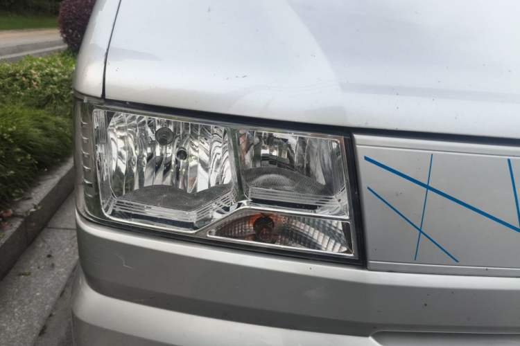 Used Dongfeng Xiaokang EC36II 2023 Ningde Times 41.86 kWh Right Front Headlight