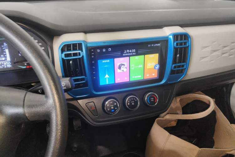 Used Dongfeng Xiaokang EC36II 2023 Chongqing Innovision 38.64 kWh Audio And AC Panel