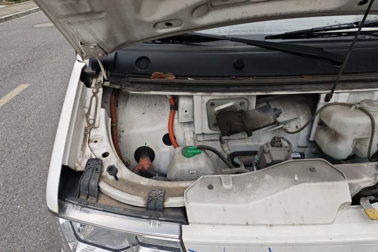 Used Dongfeng Xiaokang EC36II 2023 Chongqing Innovision 38.64 kWh Engine Bay Right