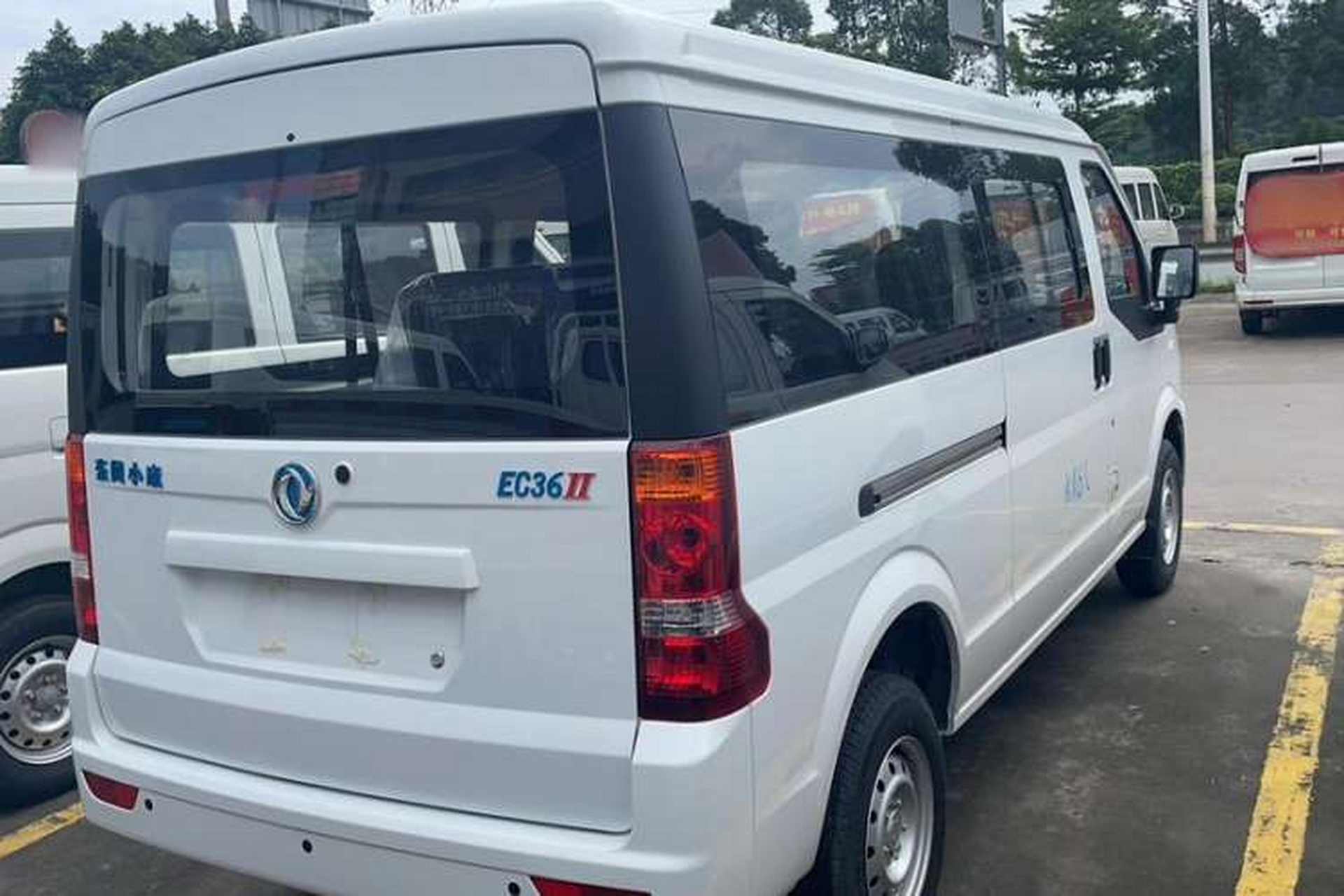 Used Dongfeng Xiaokang EC36II 2023 Chongqing Innovision 38.64 kWh Exterior 2