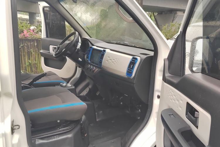 Used Dongfeng Xiaokang EC36II 2023 Chongqing Innovision 38.64 kWh Interior 2