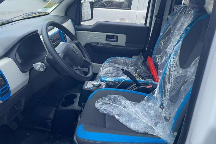 Used Dongfeng Xiaokang EC36II 2023 Chongqing Innovision 38.64 kWh Interior 2
