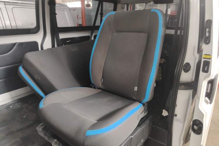Used Dongfeng Xiaokang EC36II 2023 Chongqing Innovision 38.64 kWh Left Rear Seat