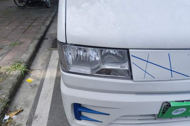 Used Dongfeng Xiaokang EC36II 2023 Ningde Times 41.86 kWh Right Front Headlight