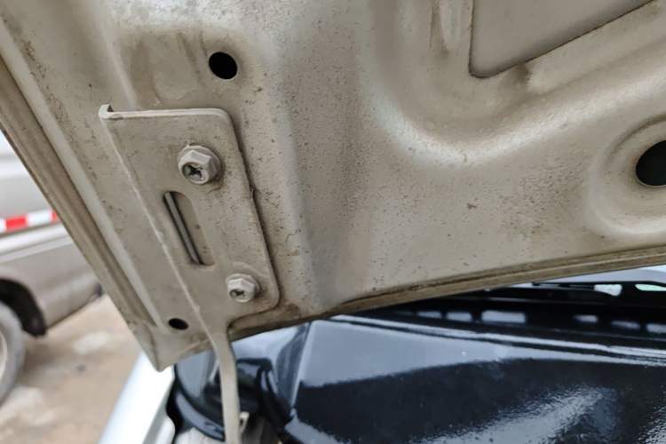 Used Dongfeng Xiaokang K01  Engine Bay Right