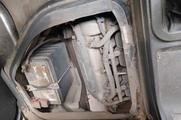 Used Dongfeng Xiaokang K01  Engine Bay Right