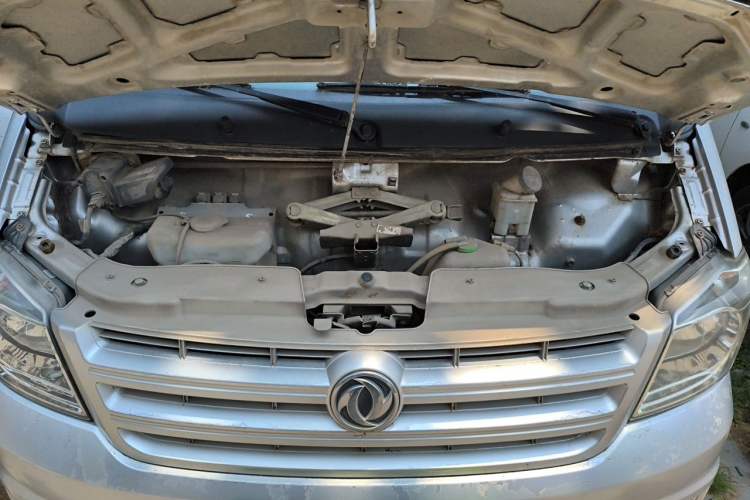 Used Dongfeng Xiaokang K01  Engine Bay