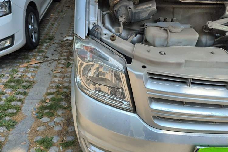 Used Dongfeng Xiaokang K01  Right Front Headlight