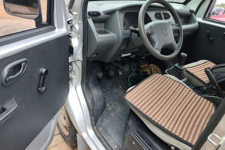 Used Dongfeng Xiaokang K01 2018 1.2L K01L DK12 Driver Seat