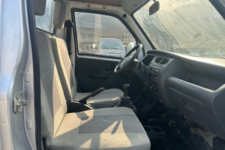 Used Dongfeng Xiaokang K01 2019 1.2L K01L China VI Standard DK12 Interior 2