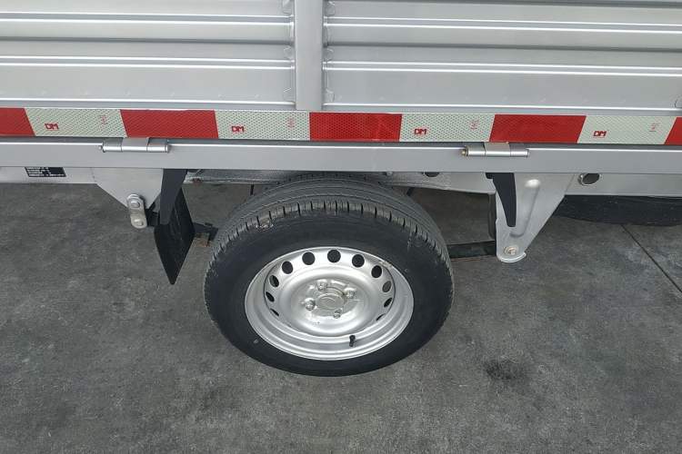 Used Dongfeng Xiaokang K01 2022 1.3L K01L DK13C Exterior 8
