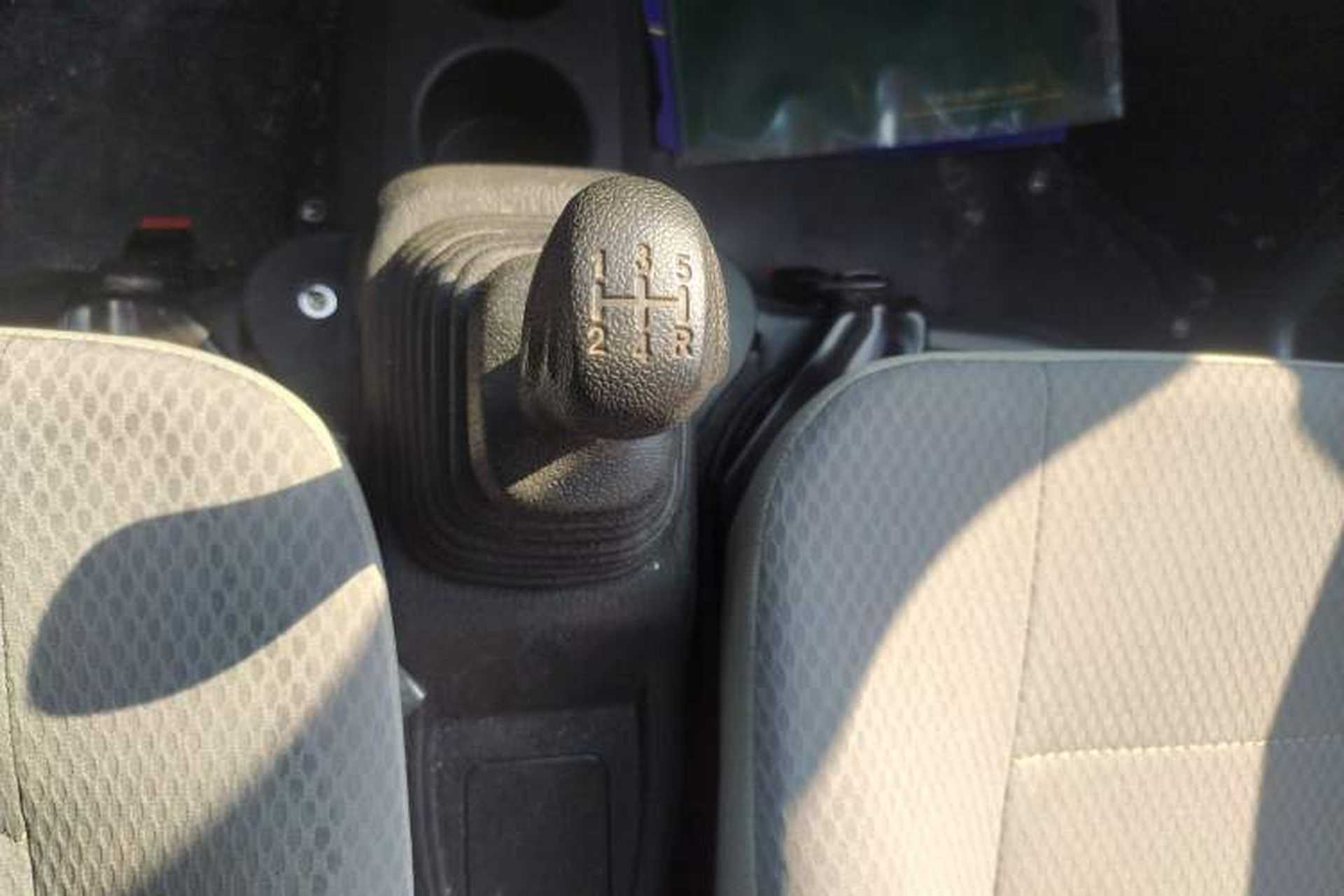 Used Dongfeng Xiaokang K02 2022 1.3L K02L China VI Standard DK13 Gear Lever
