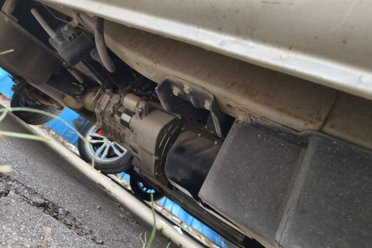 Used Dongfeng Xiaokang K05S 2019 1.2L Practical Version China VI Standard DK12 Chassis Front Right