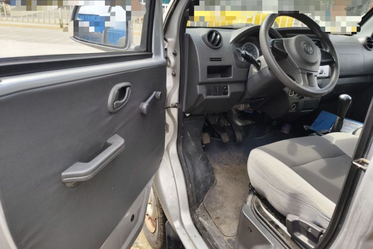 Used Dongfeng Xiaokang K05S 2019 1.2L Practical Version China VI Standard DK12 Driver Seat