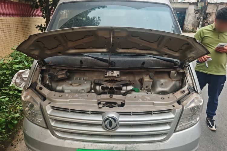 Used Dongfeng Xiaokang K05S 2019 1.2L Practical Version China VI Standard DK12 Engine Bay