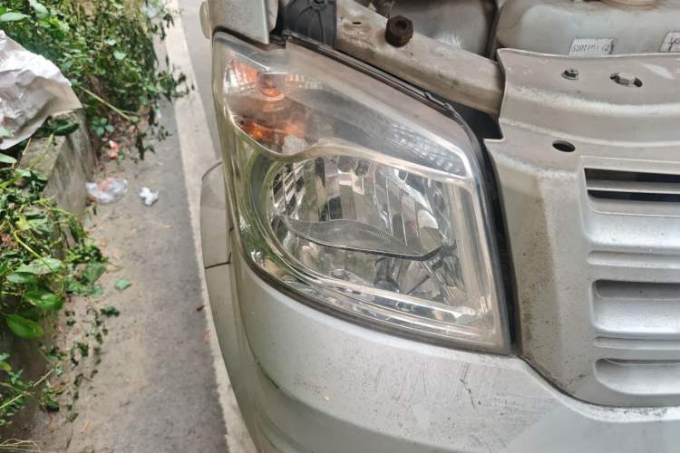 Used Dongfeng Xiaokang K05S 2019 1.2L Practical Version China VI Standard DK12 Right Front Headlight