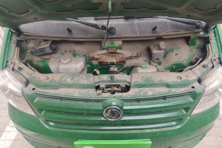Used Dongfeng Xiaokang K05S  Engine Bay