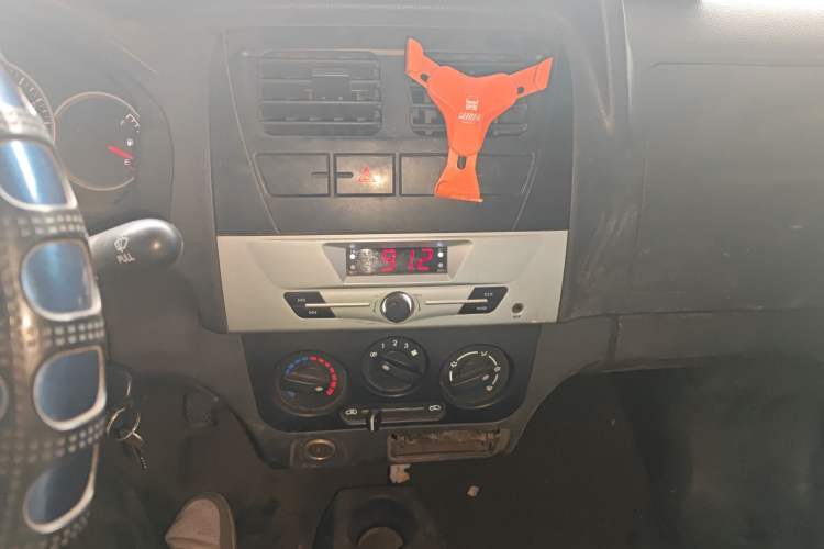 Used Dongfeng Xiaokang K05S 2016 1.0L Practical Version DK10 Audio And AC Panel