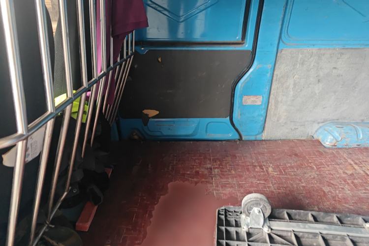 Used Dongfeng Xiaokang K05S 2016 1.0L Practical Version DK10 Left Rear Seat