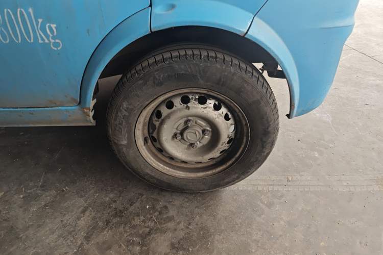 Used Dongfeng Xiaokang K05S 2016 1.0L Practical Version DK10 Right Front Wheel Hub