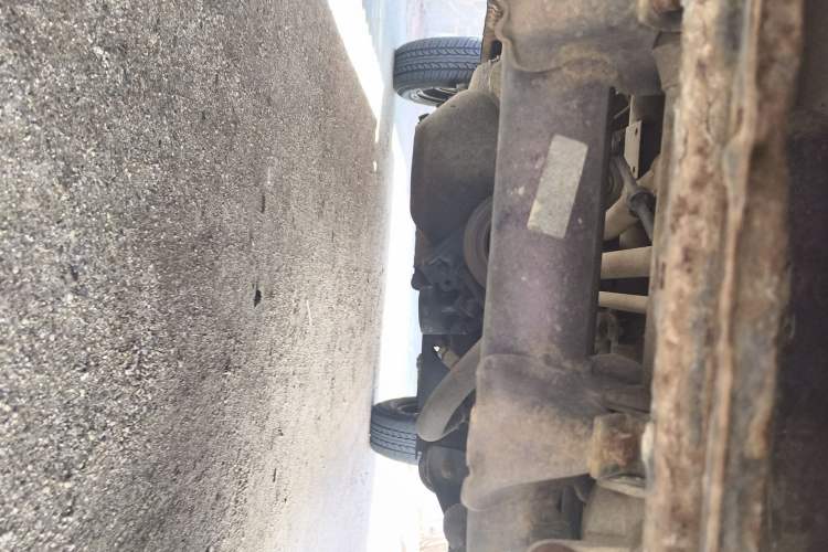 Used Dongfeng Xiaokang K05S 2016 1.2L Practical Version DK12-10 Chassis Front