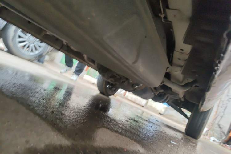 Used Dongfeng Xiaokang K05S  Chassis Rear Right
