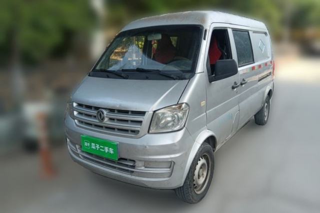 Used Dongfeng Xiaokang K05S Dongfeng Sokon K05S, gasoline, 1.0-liter manual, 5-seat light-duty enclosed van