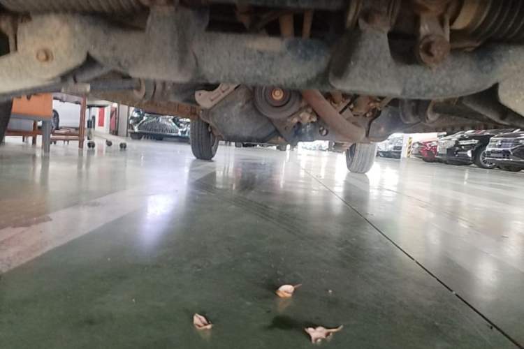 Used Dongfeng Xiaokang K05S 2016 1.2L Practical Version DK12-10 Chassis Front