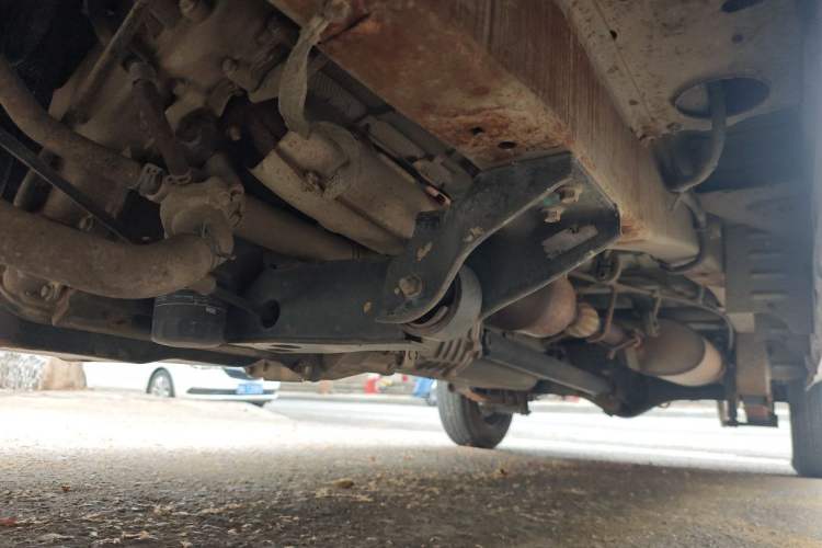 Used Dongfeng Xiaokang K05S 2016 1.2L Practical Version DK12-10 Chassis Front Left