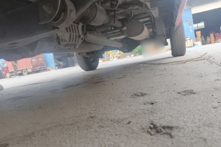 Used Dongfeng Xiaokang K05S 2016 1.2L Practical Version DK12-10 Chassis Front Left