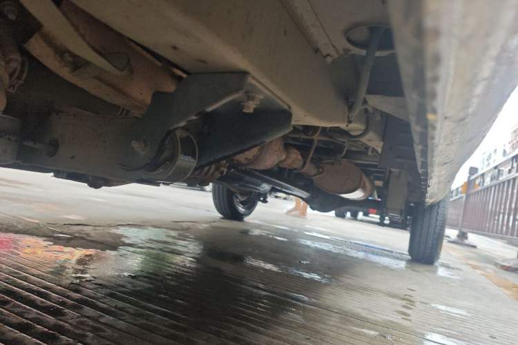 Used Dongfeng Xiaokang K05S 2016 1.2L Practical Version DK12-10 Chassis Front Left
